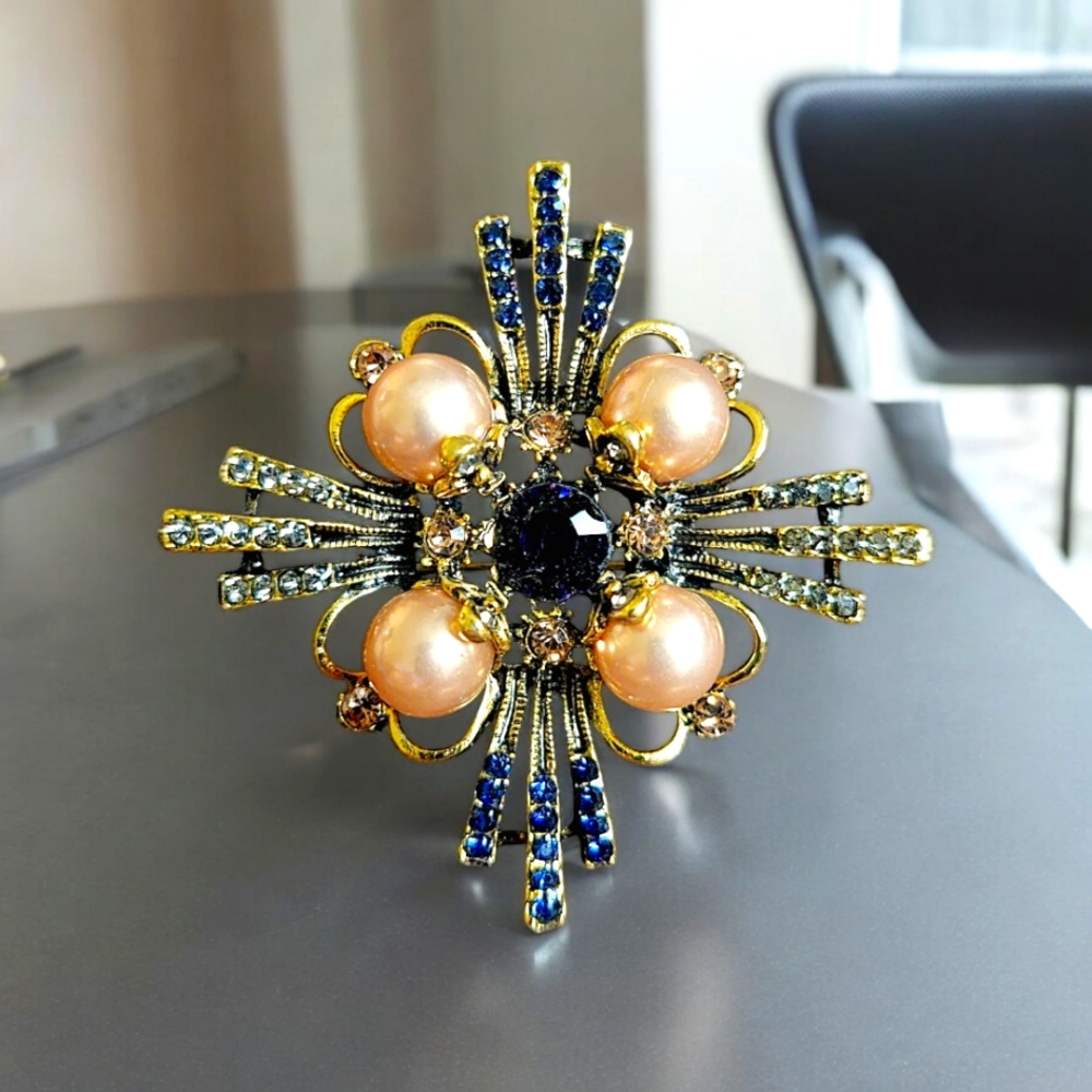 Art Deco Style Brooch